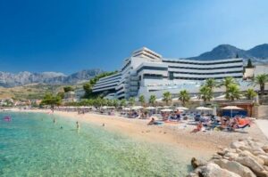 Medora Auri family beach resort, Podgora 4*